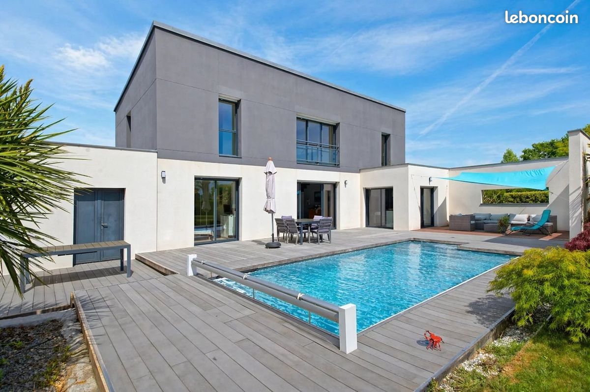 Maison 7 pièces 154 m² · à La Mézière · 154 m² · 546 000 €