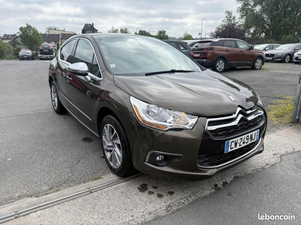 DS DS4 1.6 e-HDi FAP - 115 So Chic clim + Radar AR (image 23)