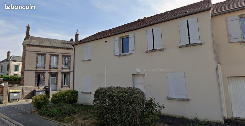 Appartement 4 pièces 82 m² · à Saint-Valérien · 82 m² · 578 €