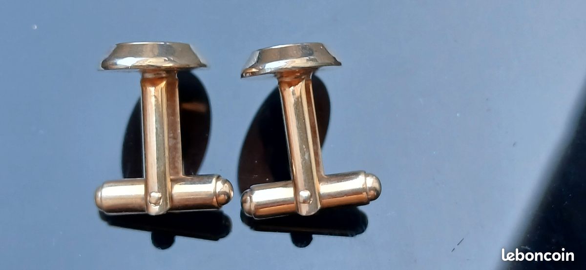 Paire de boutons de manchettes plaqué or (image 3)