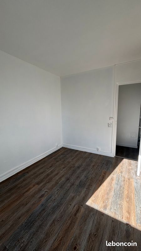 Appartement a louer garges-les-gonesse - 2 pièce(s) - 40 m2 - Surfyn