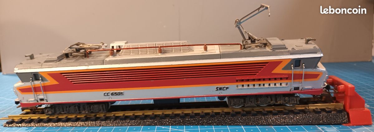 Caisse De Locomotive électrique Jouef CC 15005 - HO ? - Toit Gris - État Bon Et Complet - Occasion