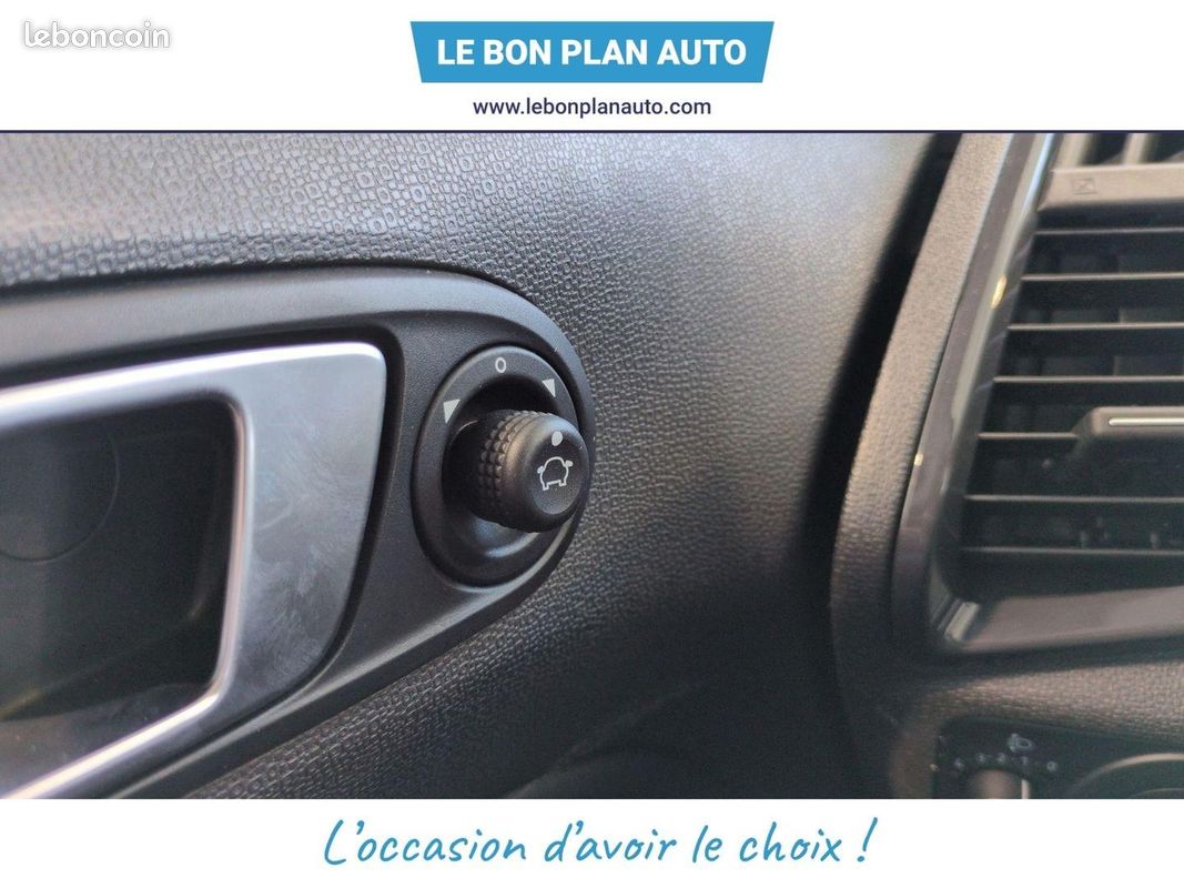 Ford EcoSport 1.5 Ti-VCT 112ch Titanium PowerShift (image 25)