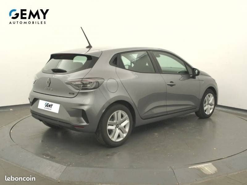 Renault Clio E-Tech full hybrid 145 ch GSR2 Evolution (image 18)
