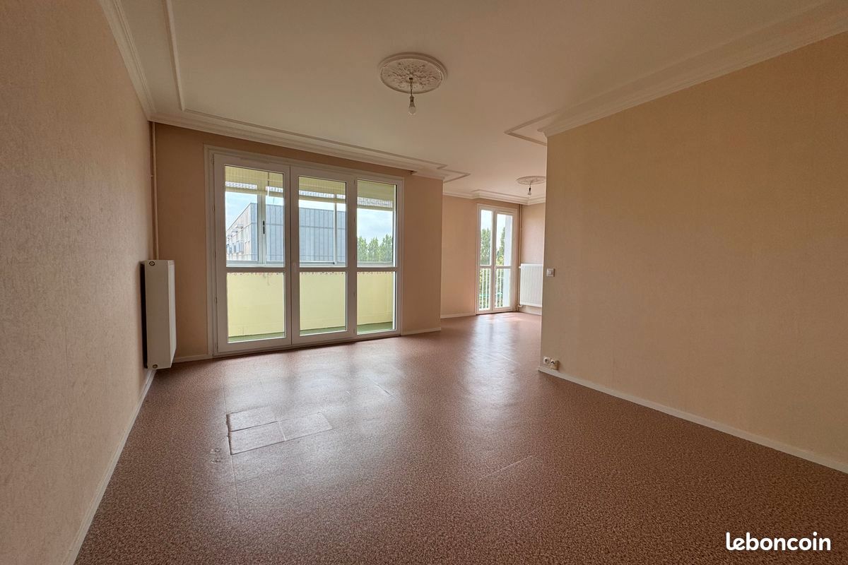 Appartement 4 pièces 76 m² · à Bihorel · 76 m² · 75 000 €