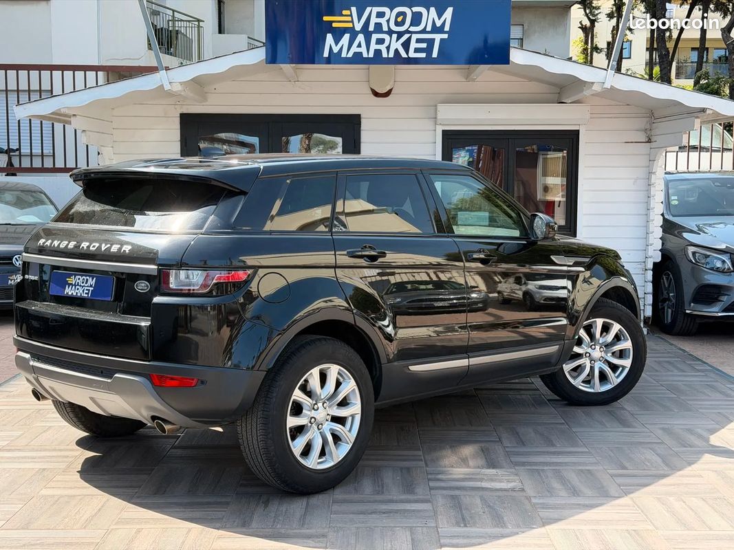 Range Rover Evoque 2.0 TD4 150ch - 2019 - 57 500 km - Caméra de recul - Faible kilométrage (image 3)