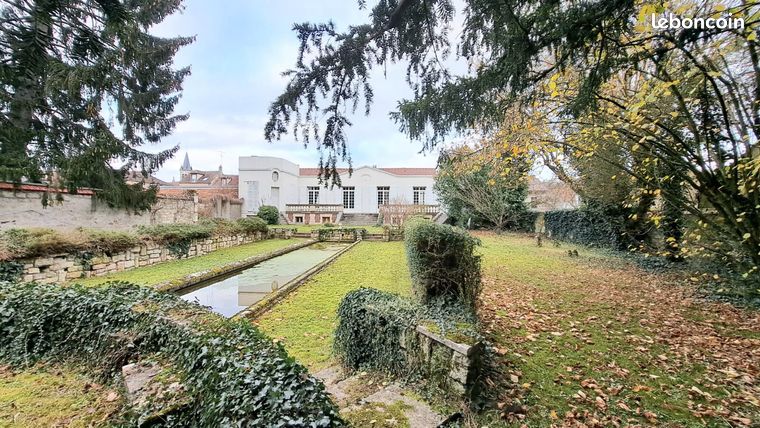 Propriété 5 pièces 136 m²