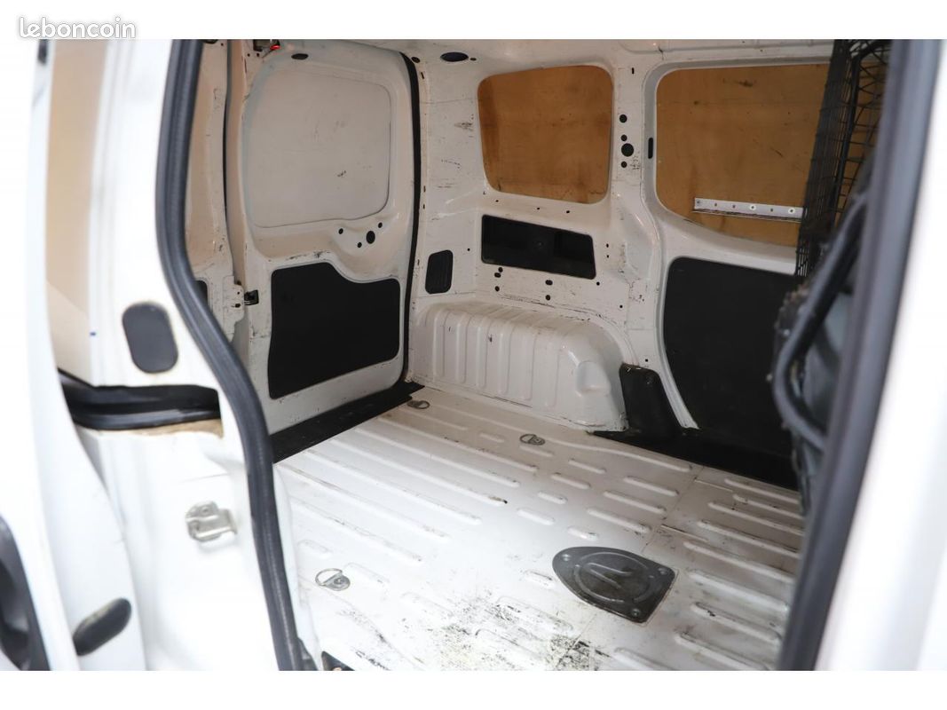 CITROEN NEMO 1.4 HDi 70 FOURGON Business (image 14)