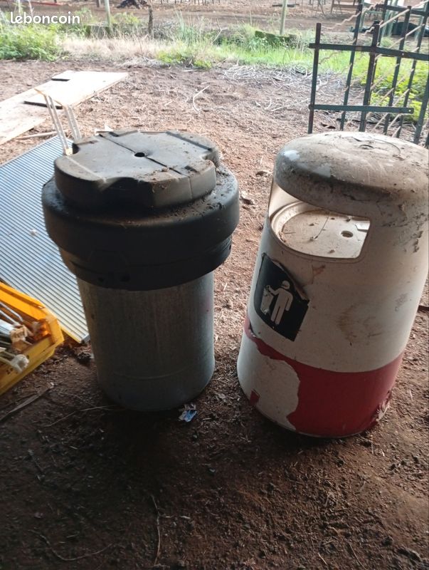 Poubelles métalliques (image 2)