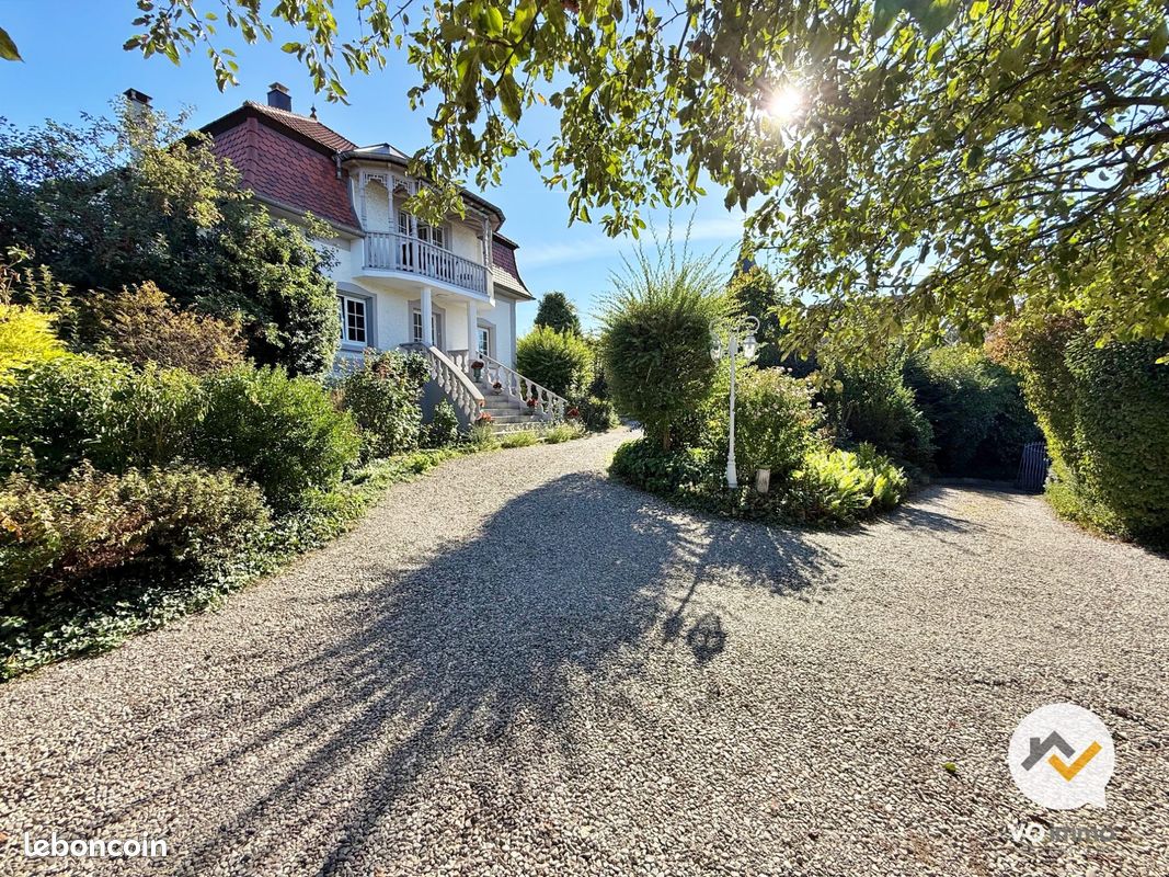 Maison 6 pièces 227 m² · à Rixheim · 227 m² · 946 000 €