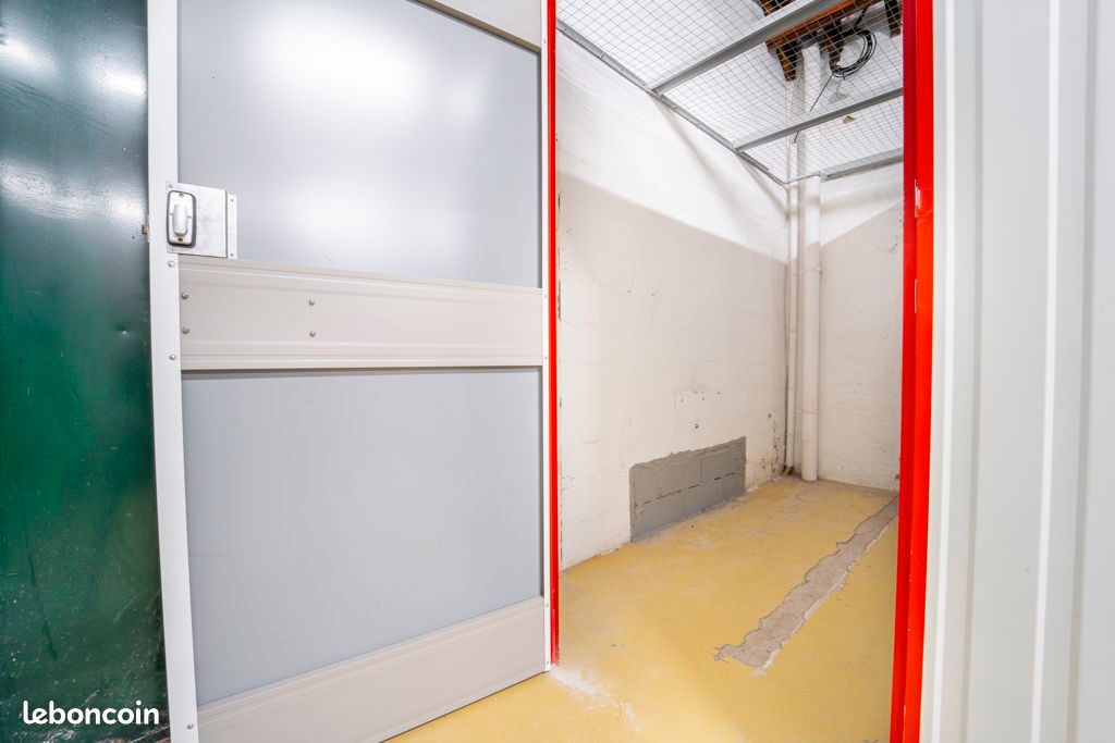 Parking 4 m² · à Palaiseau · 4 m² · 96 €