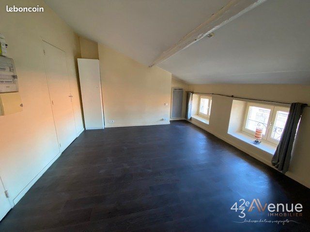 Appartement 1 pièce 18 m² · à Saint-Étienne · 18 m² · 274 €