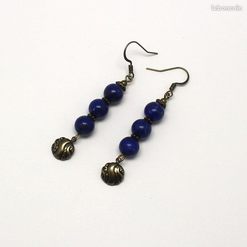 Boucles d'oreilles pendante de couleur bronze, pierre de gemme lapis lazuli (image 1)