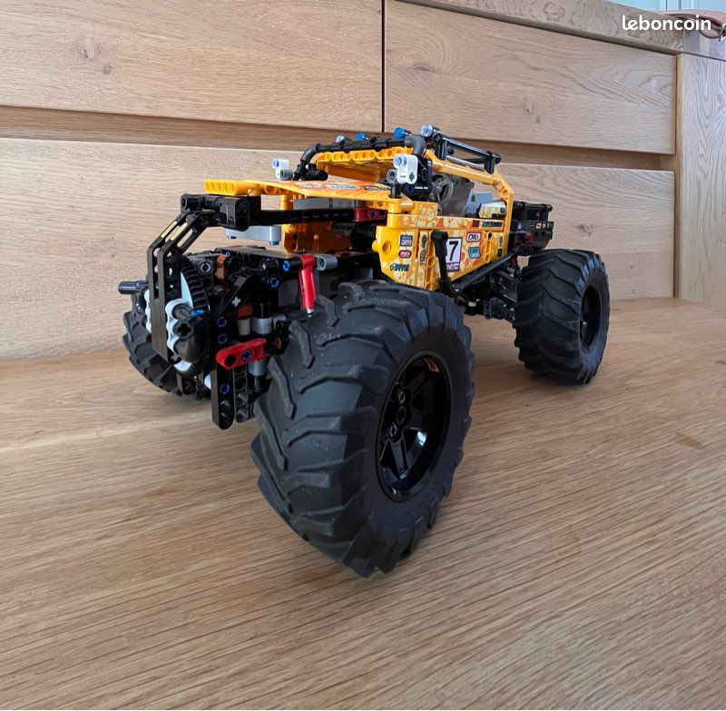 LEGO Technic 42099 – 4x4 X-treme Off-Roader Motorisé Control+ (image 3)