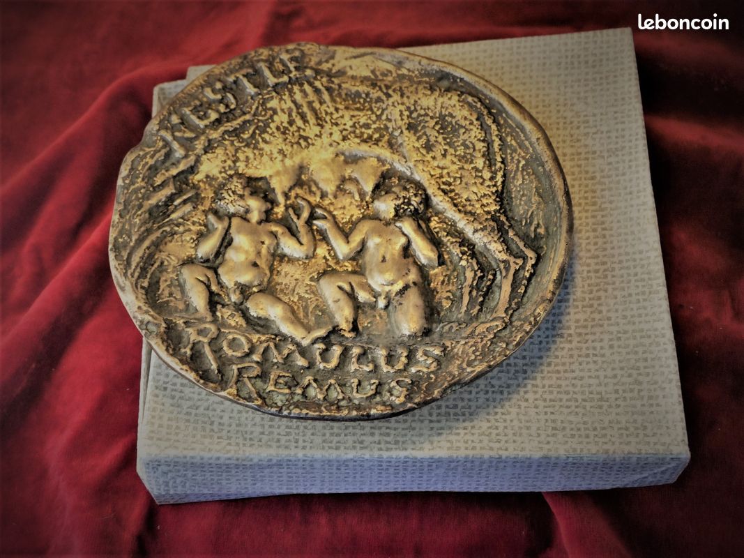 Ancienne coupelle publicitaire en bronze ( M. Verrier ) (image 1)