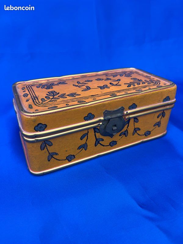 Sphère Armillaire Chinoise Ancienne – Bibelot Décoratif Avec Sa Boîte
