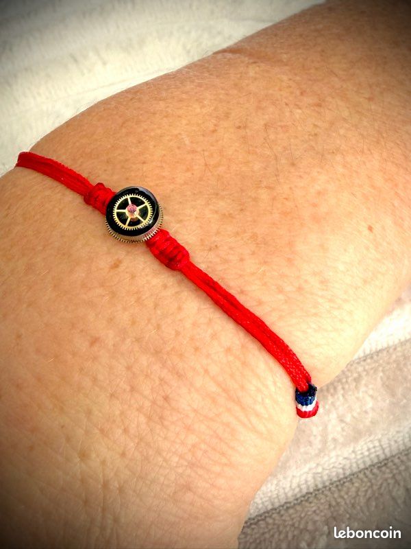 Unique bracelet femme D JOYARD pièces d’horlogerie (image 1)