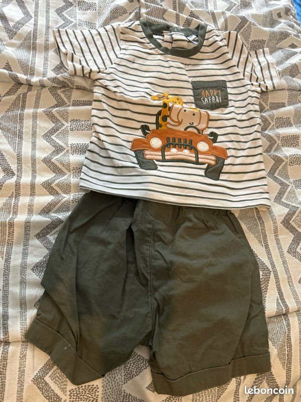 Ensemble t-shirt et short vert (image 1)