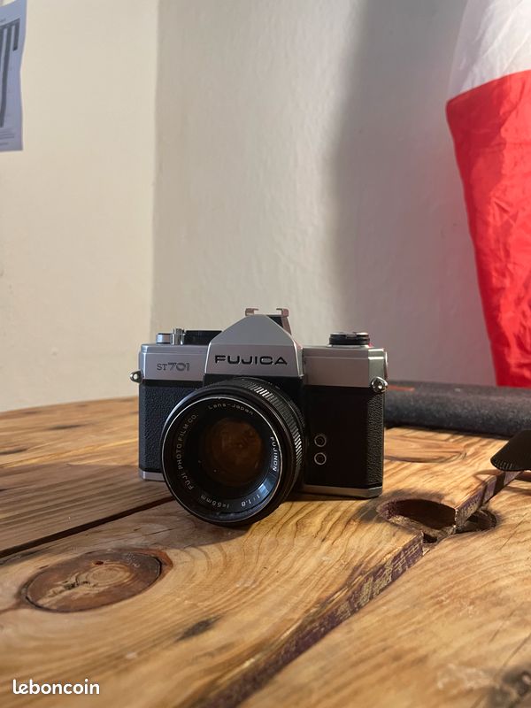 Appareil Photo Argentique Fujica ST 701 – Format 110, Flash Intégré, Automatique, Fabriqué Au Japon, Occasion