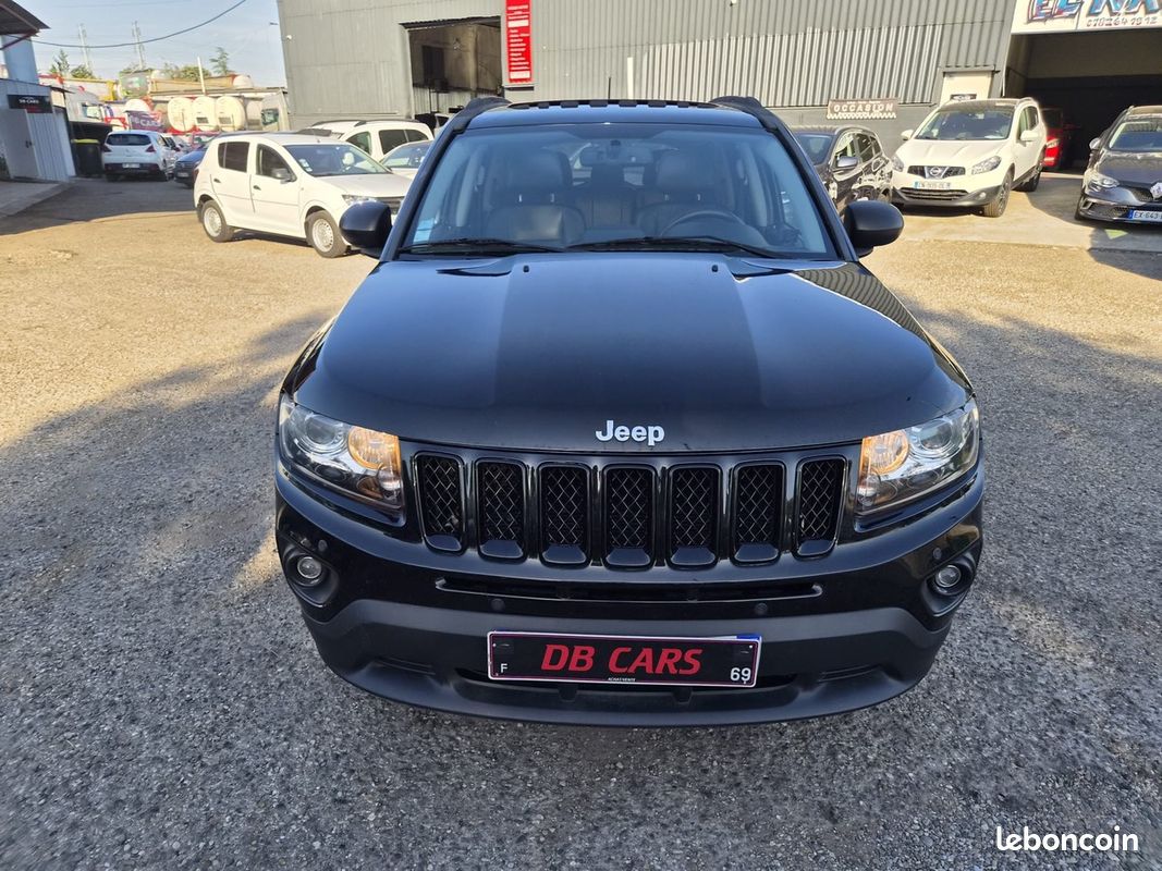 Jeep Compass 2.2 CRD - 163 CH -70EME ANNIVERSAIRE - TOIT OUVRANT - GARANTIE 12 MOIS (image 14)