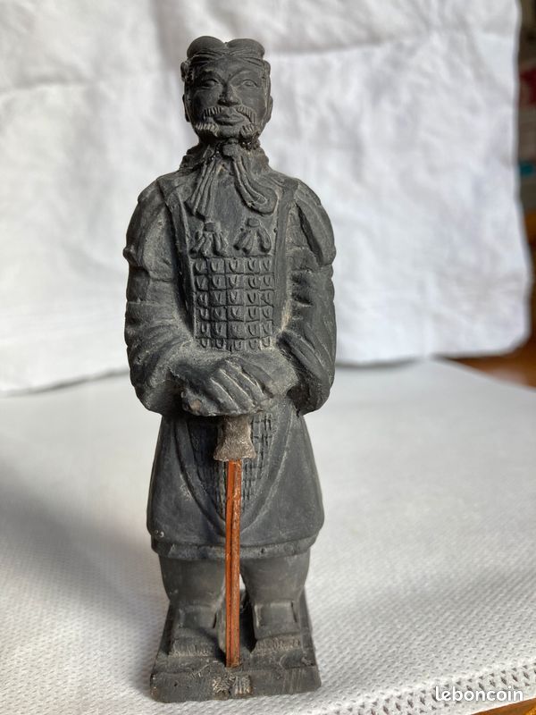 Statuette guerrier chinois (image 1)