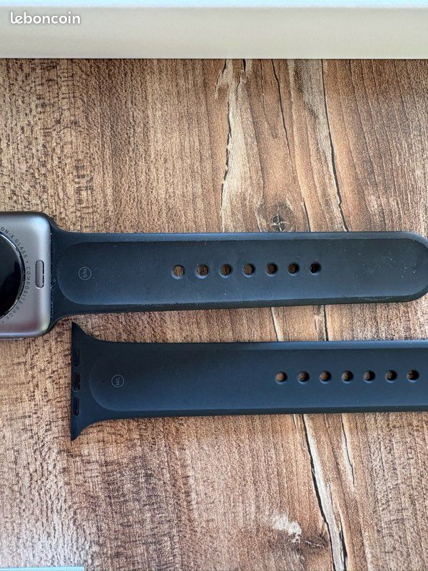 Apple Watch (image 4)