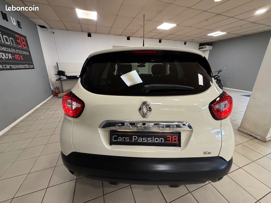RENAULT CAPTUR TCe 120 Intens EDC (image 5)