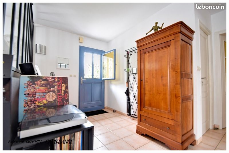 Maison 6 pièces 123 m² - Chauray 79180 (image principale 2)