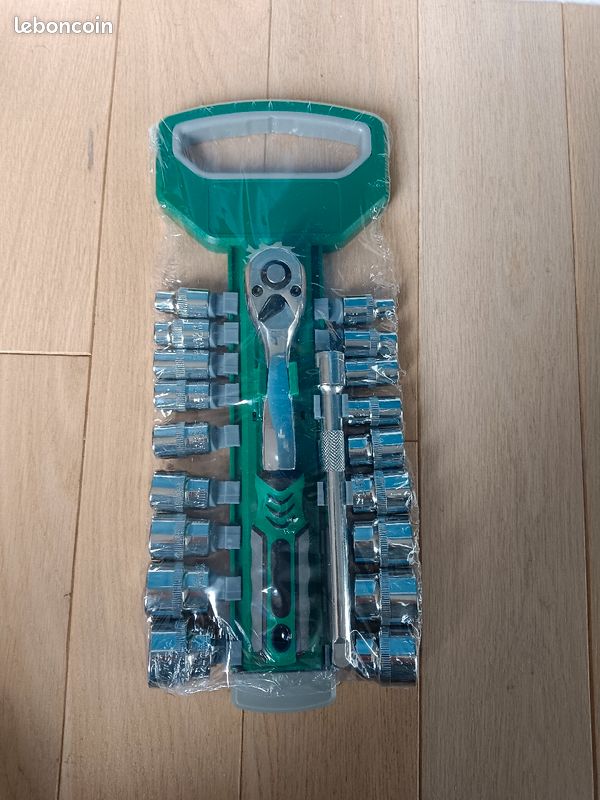 Clé à douille à cliquet NEUF chromé vanadium (image 1)