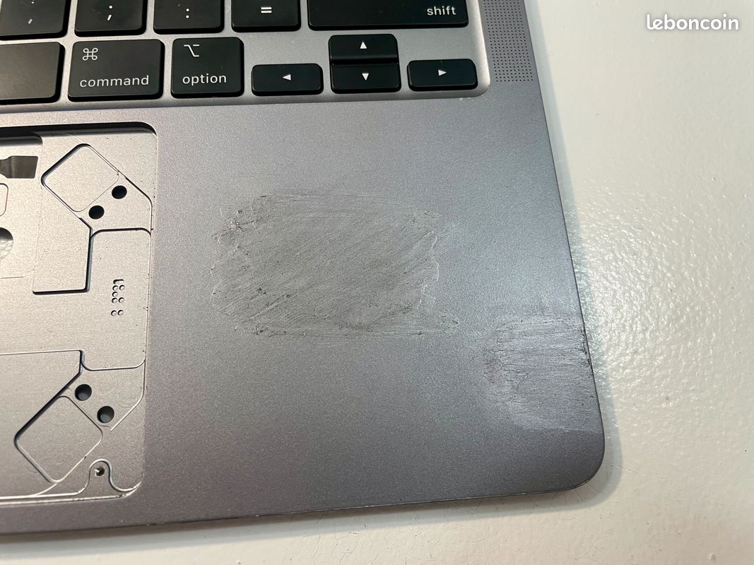 Topcase Avec Clavier AZERTY Gris Sidéral Pour MacBook Pro 13 Pouces M1 A2338 – Neuf