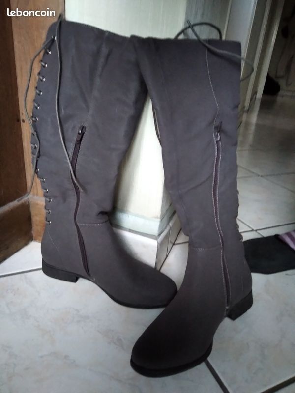 Bottes femmes neuves grises en cuir (image 6)