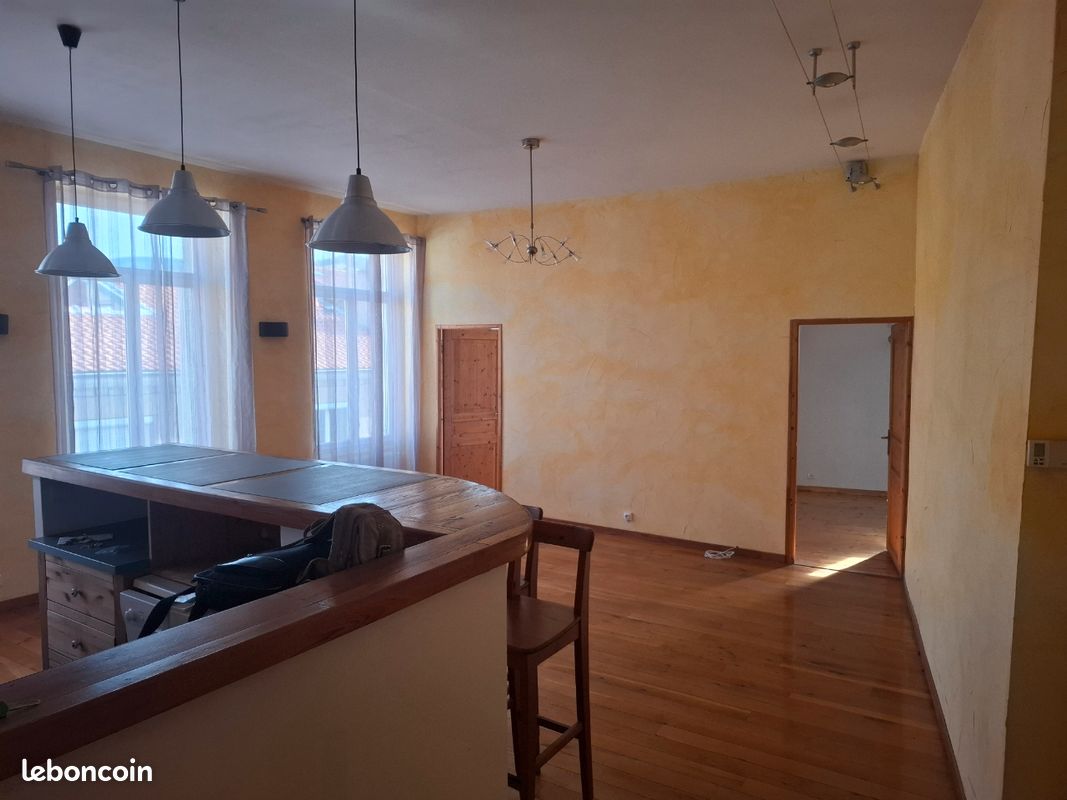 Appartement 3 pièces 74 m² · à Saint-Étienne · 74 m² · 610 €/mois