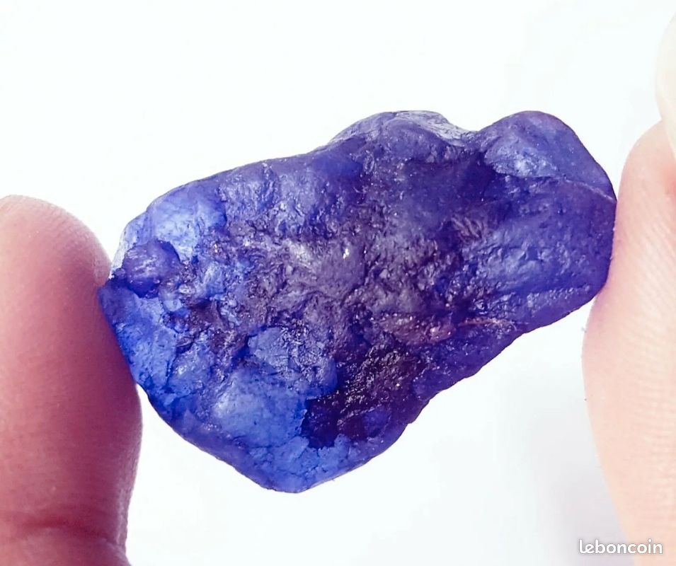 Pierre Précieuse Tanzanite Naturelle Bleue, Taille Trilliant, 18 Ct, Certifiée GIL