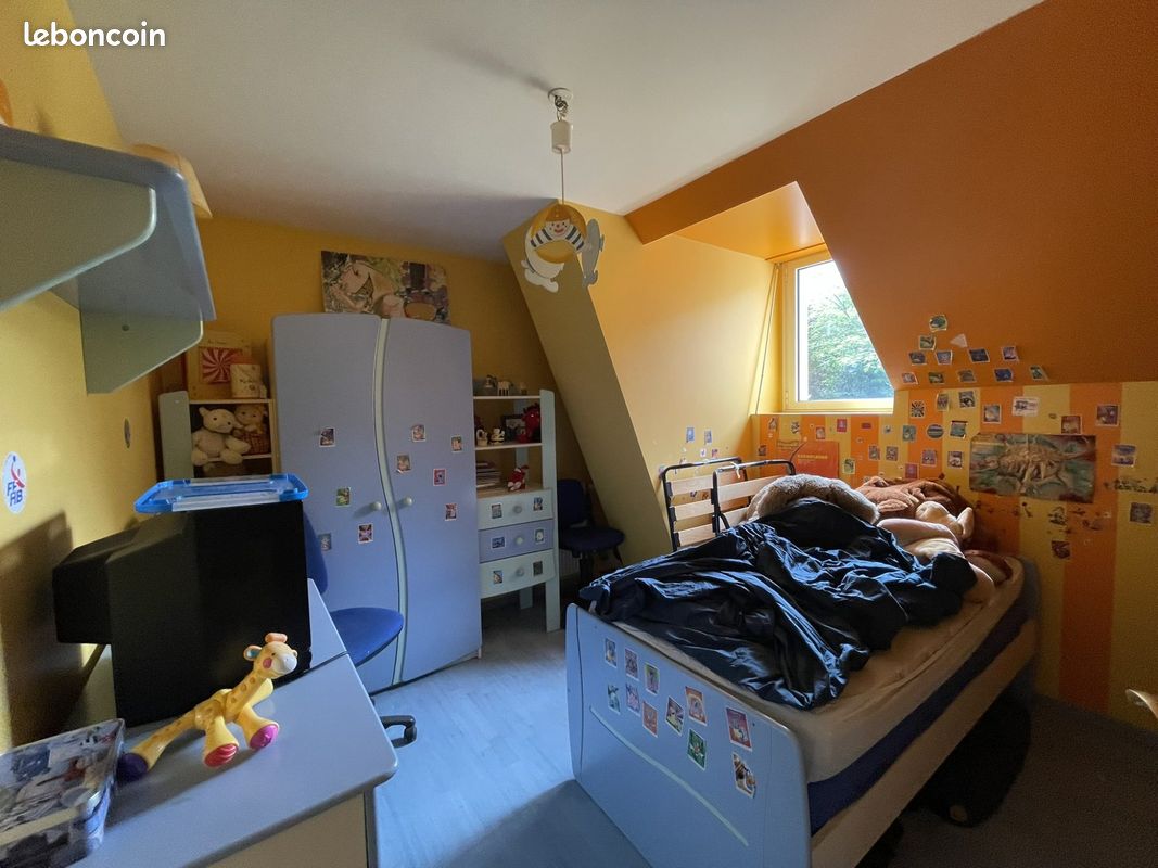 Propriété 10 pièces 271 m² (image 10)