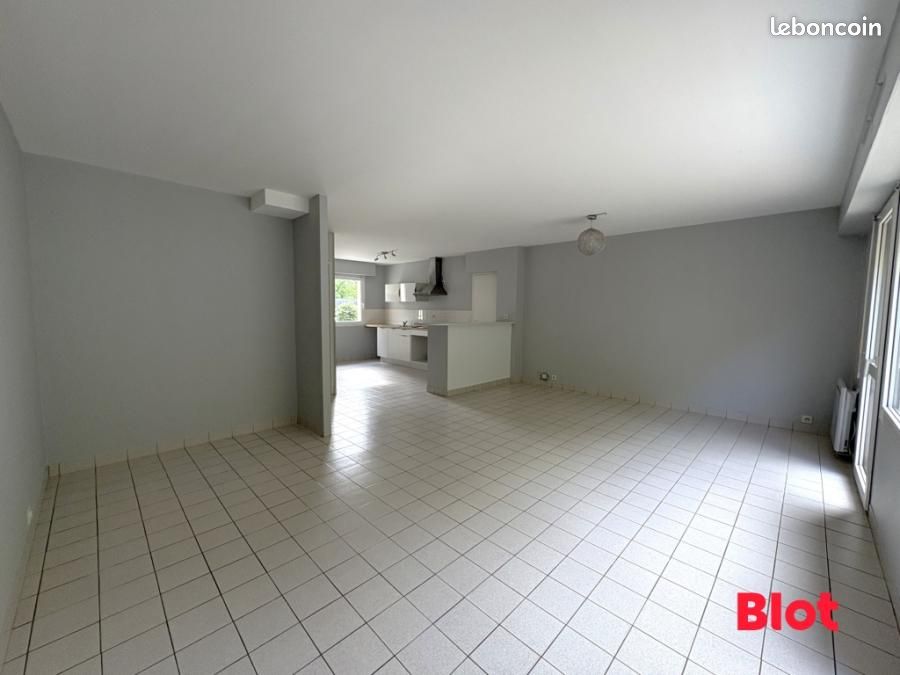 Maison 4 pièces 95 m² · à Chartres-de-Bretagne · 95 m² · 868 €/mois