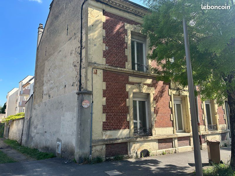 Maison 10 pièces 280 m² · à Charleville-Mézières · 280 m² · 450 000 €