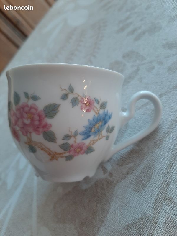 Set de 6 tasses à café avec anse en porcelaine VIOLA pour 6