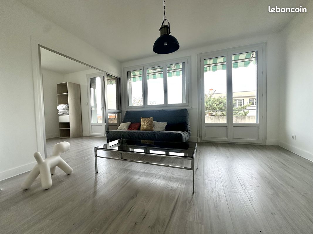 Appartement 3 pièces 61 m² · à Clermont-Ferrand · 61 m² · 900 €/mois