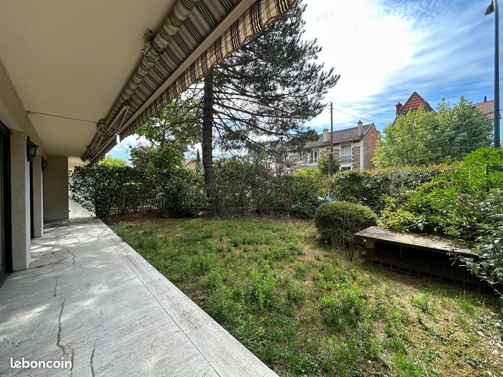 Appartement 5 pièces 116 m² · à Le Vésinet · 116 m² · 2 600 €