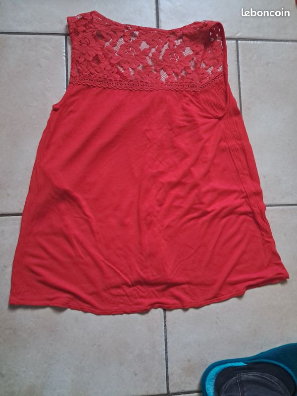 Débardeur Rouge Naf Naf M - Broderie, Satin, Lin, Style Paris, Occasion Très Bon état