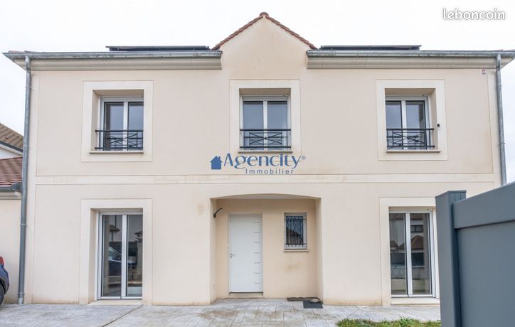 Maison 7 pièces 165 m²