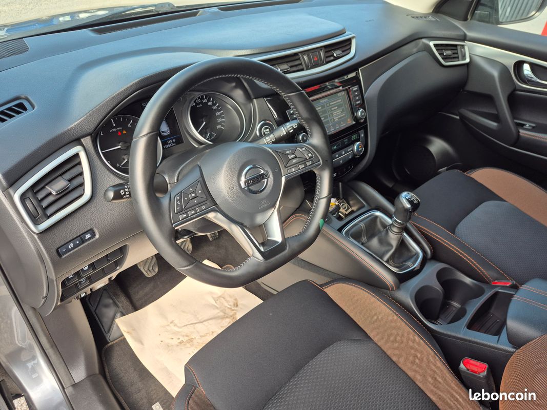 NISSAN QASHQAI 1.5 dci 115 Teckna + (image 4)