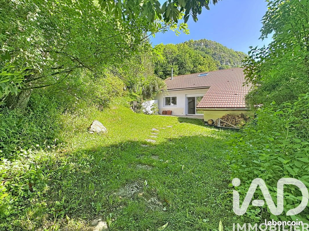Maison 8 pièces 157 m² · à Villard-Saint-Sauveur · 157 m² · 299 000 €