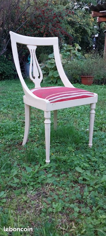 Chaise ancienne style renaissance x6 (image 1)