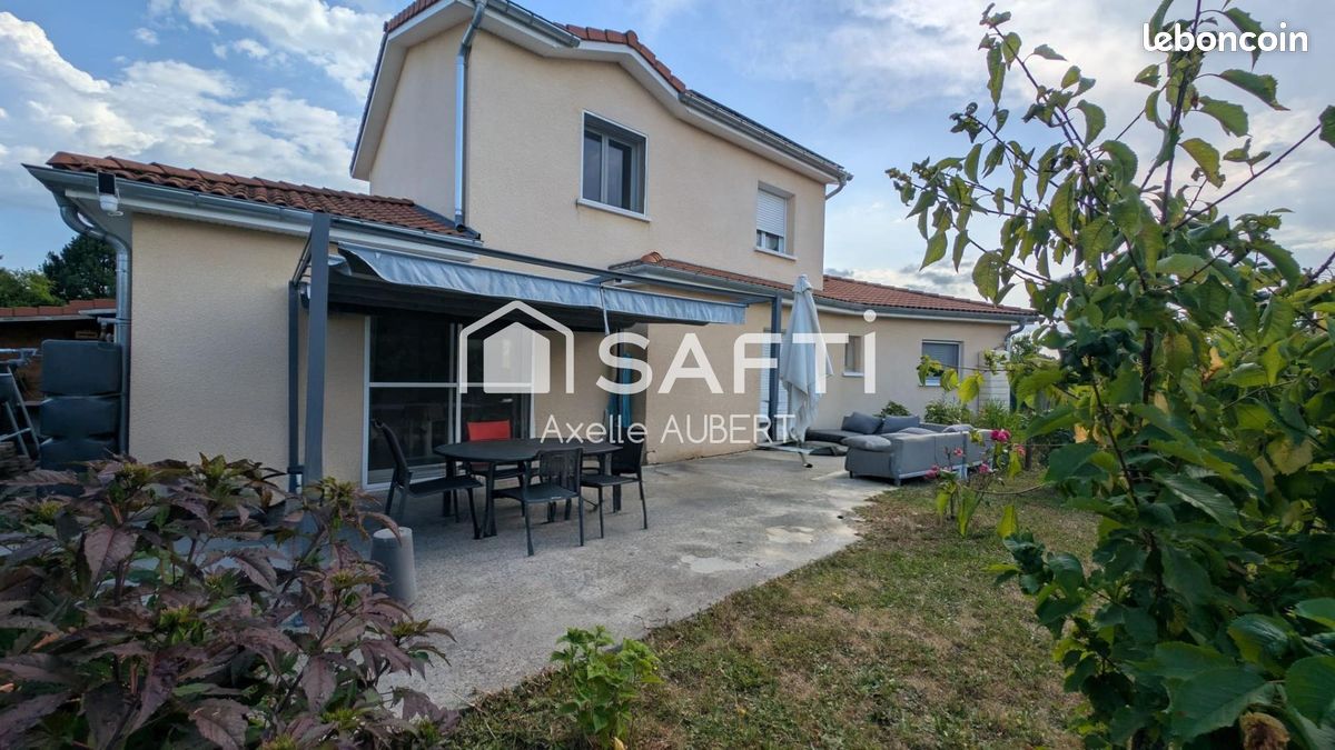 Maison 5 pièces 126 m² · à Villars-les-Dombes · 126 m² · 409 000 €
