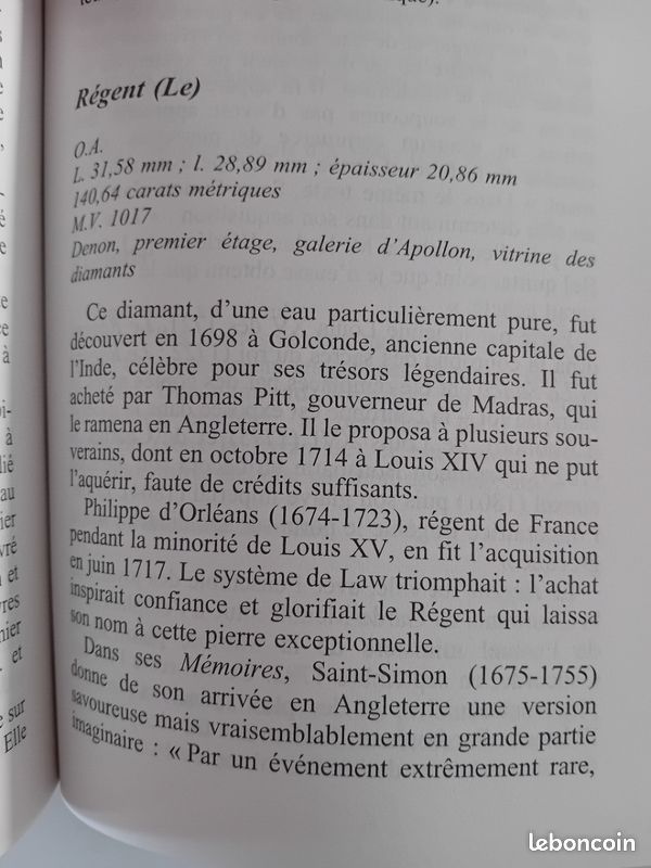 Beau livre idée cadeau Dictionnaire amoureux du louvre (image 6)