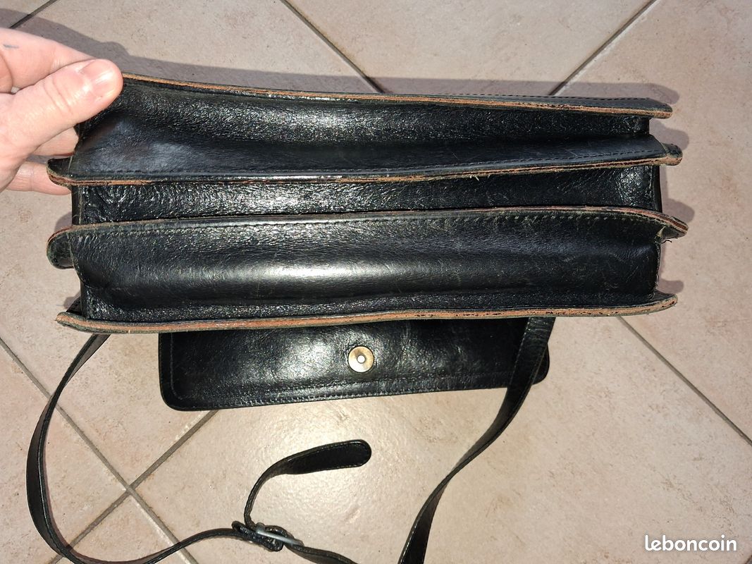 Sac à main / Sacoche / Serviette en cuir vintage de marque Kevim (katia) (image 4)