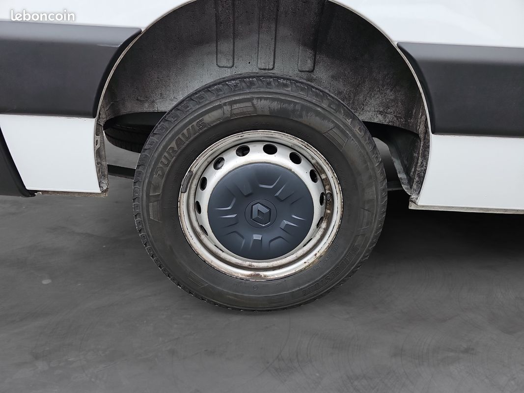 RENAULT MASTER III (2) 2.3 MASTER FOURGON L2H2 BLUE DCI 135Ch Garantie 12 mois (image 17)