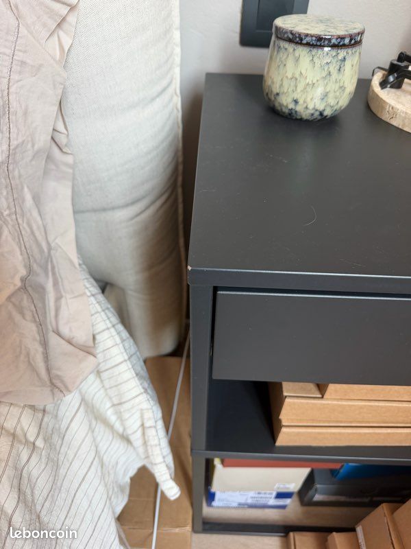 Table de chevet noir IKEA Vikhammer (image 7)