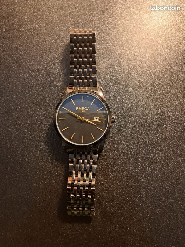 Montre noire (image 1)